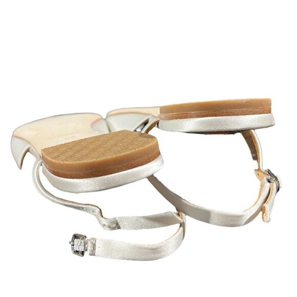 Badgley Mischka 6.5 White Satin Saga Crystal Flat Point Toe Slingbacks Silver - Picture 9 of 10